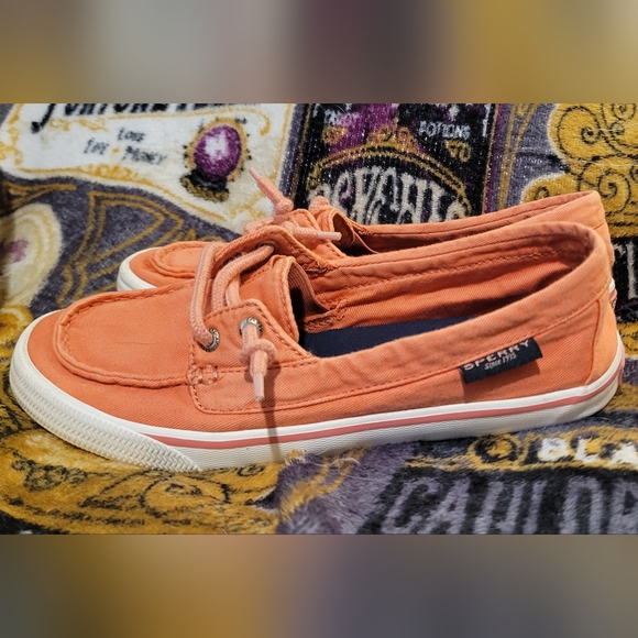 Sperry Shoes - Picture 2 of 4
